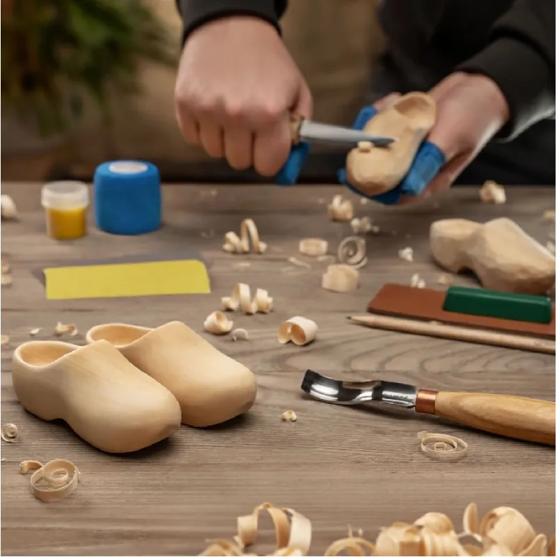BeaverCraft DIY10 Wooden Clogs Carving Kit Cyclaire Knives and Tools